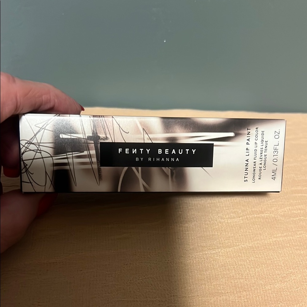 Fenty Beauty Icon Stubbs Lip Paint